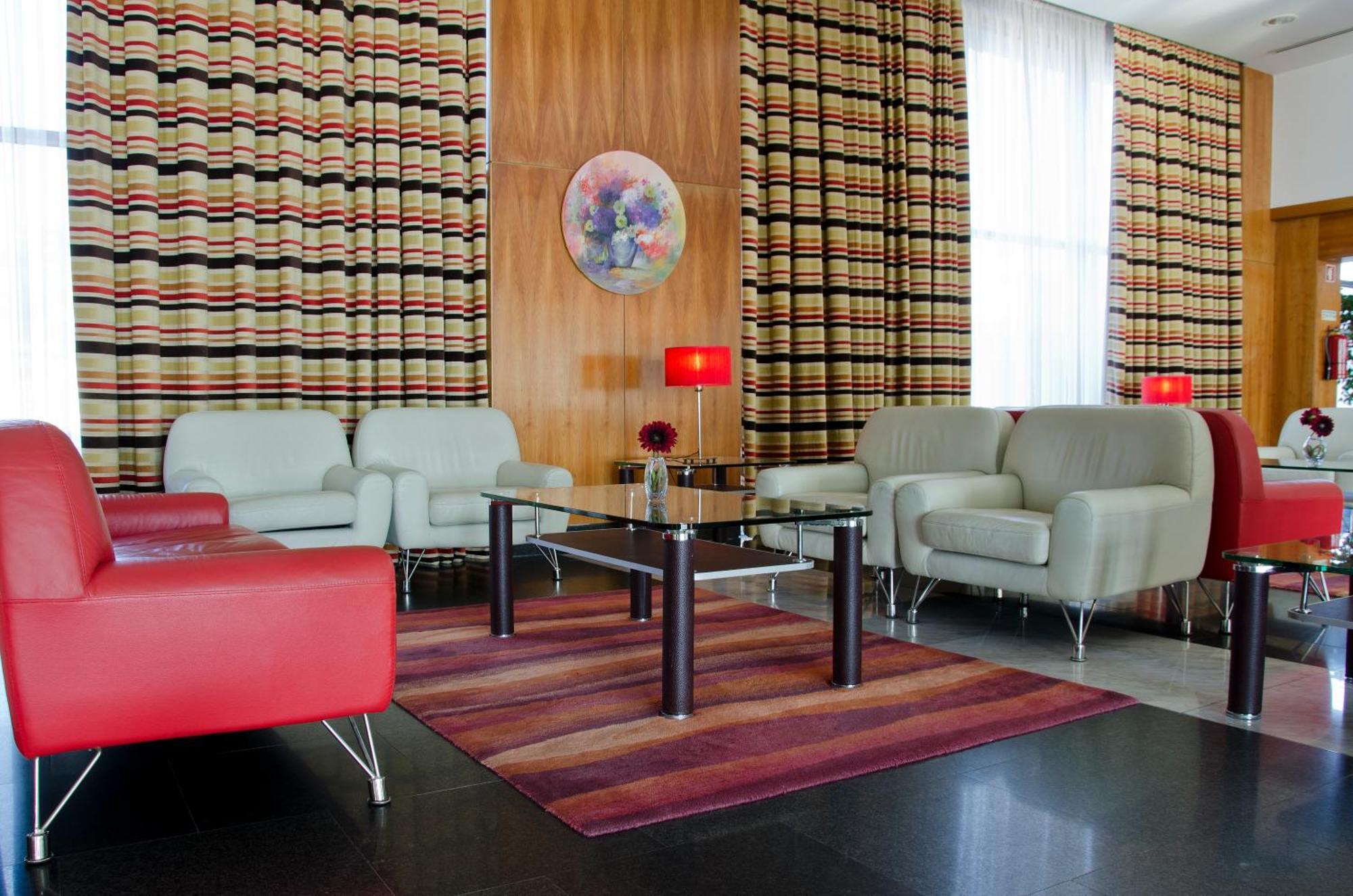 סנטה איריה דה אזויה Vip Executive Santa Iria Hotel מראה חיצוני תמונה