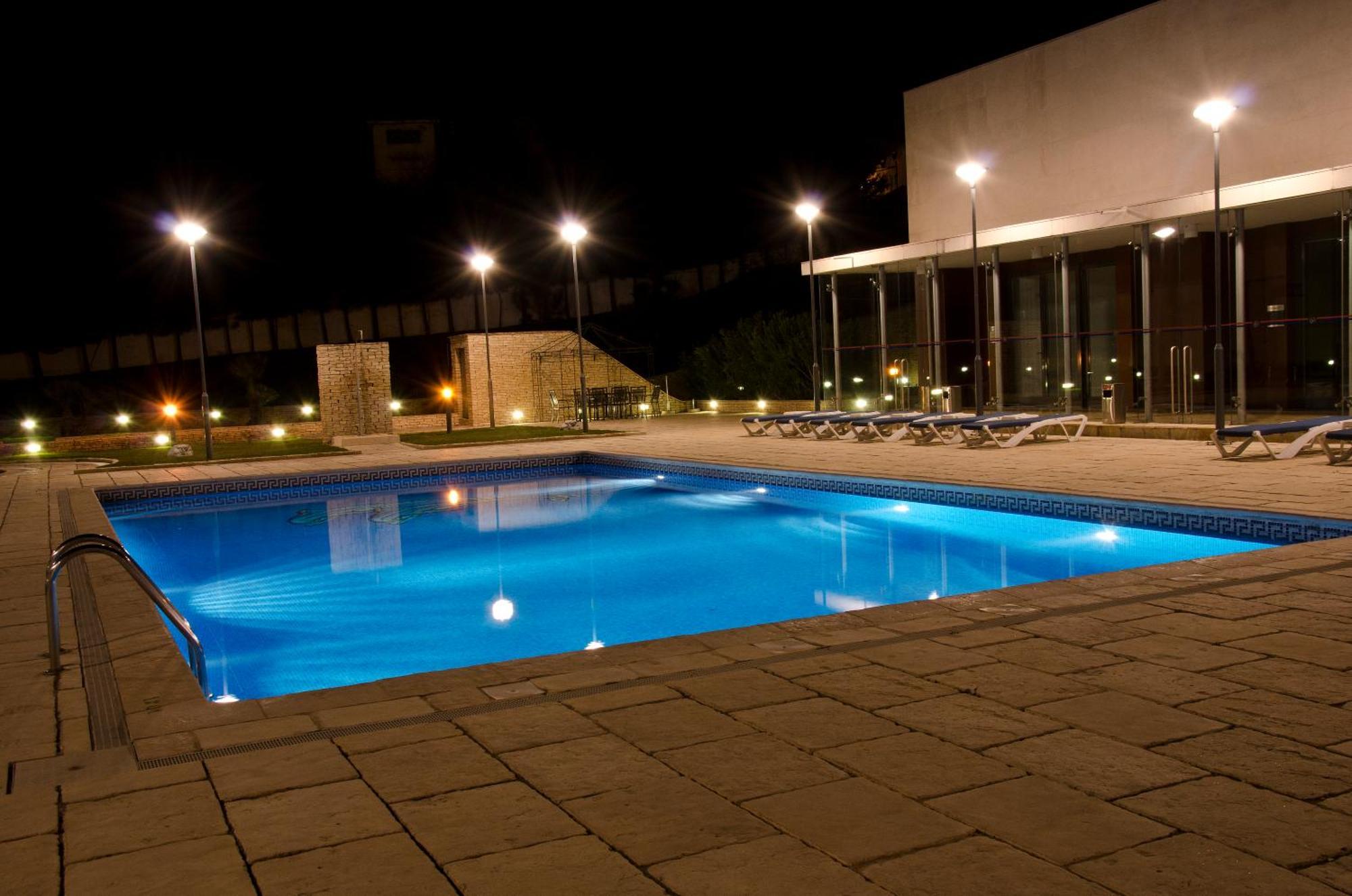 סנטה איריה דה אזויה Vip Executive Santa Iria Hotel מראה חיצוני תמונה